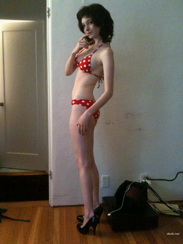 Брюнетка дня: твой каприз