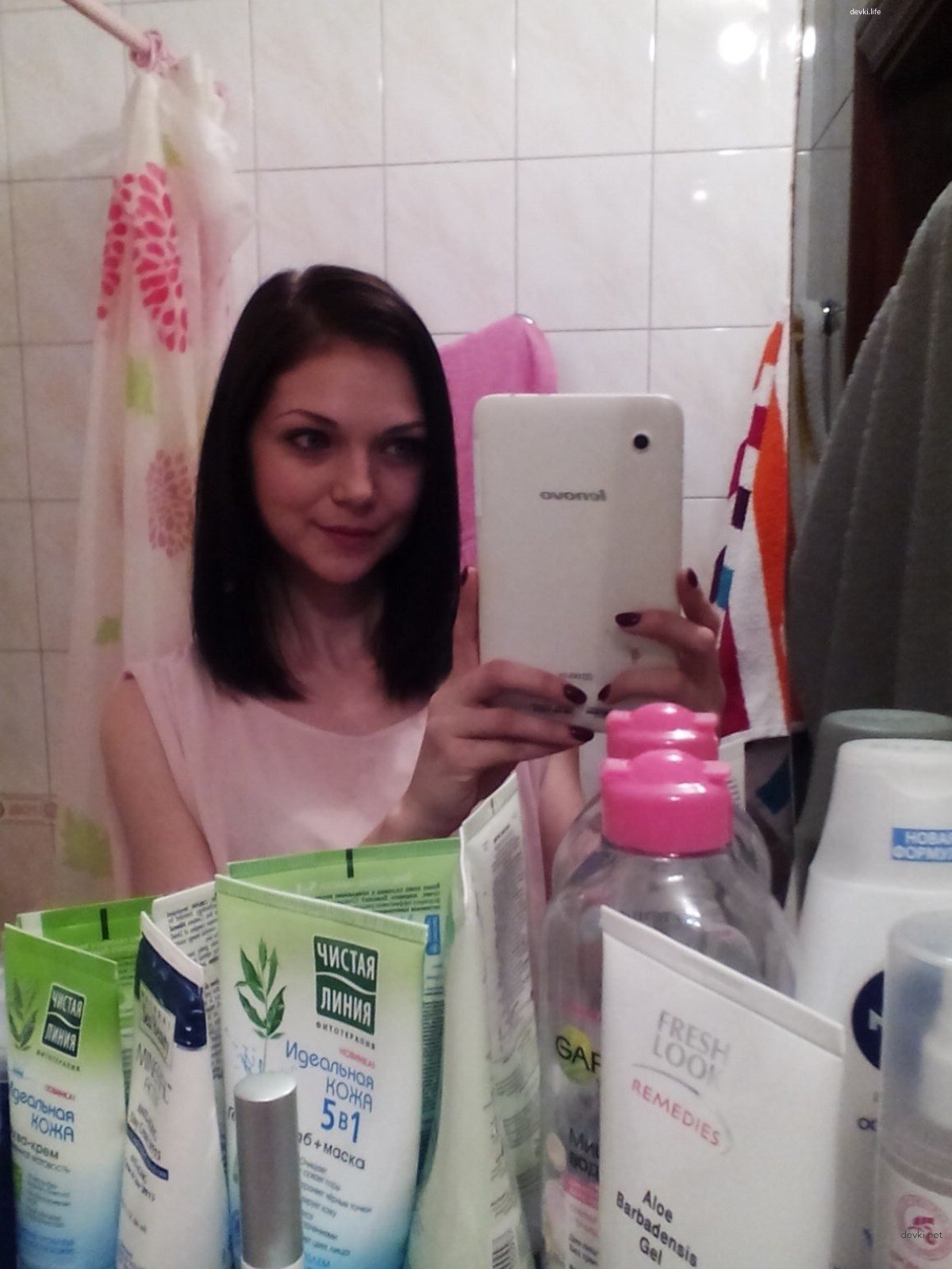 Шатенка дня: основной инстинкт