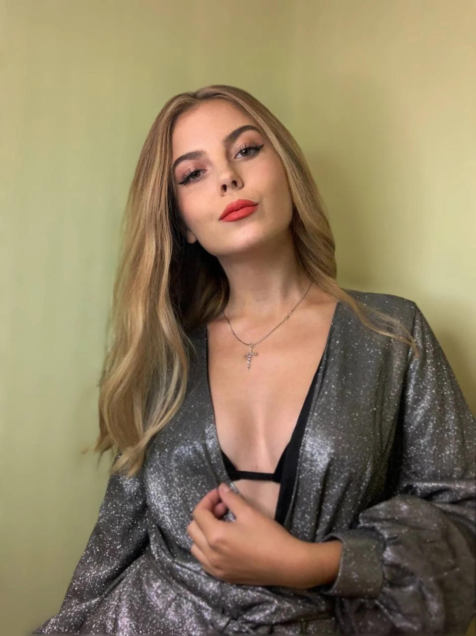 Блондинка дня: домашка от Наташки