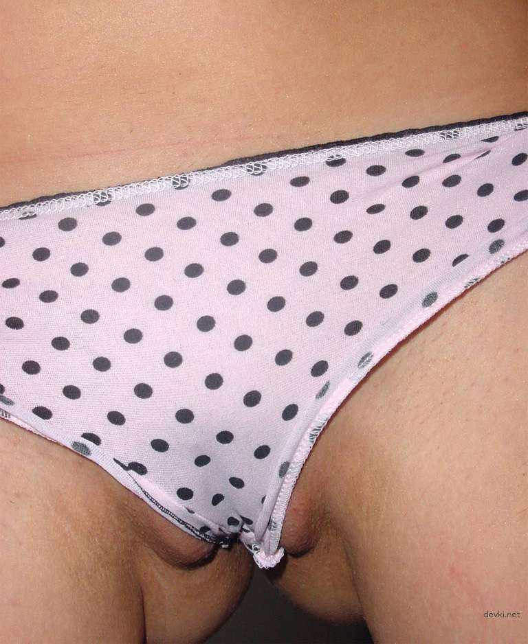 Брюнетка дня: у моей девушки есть одна маленькая штучка