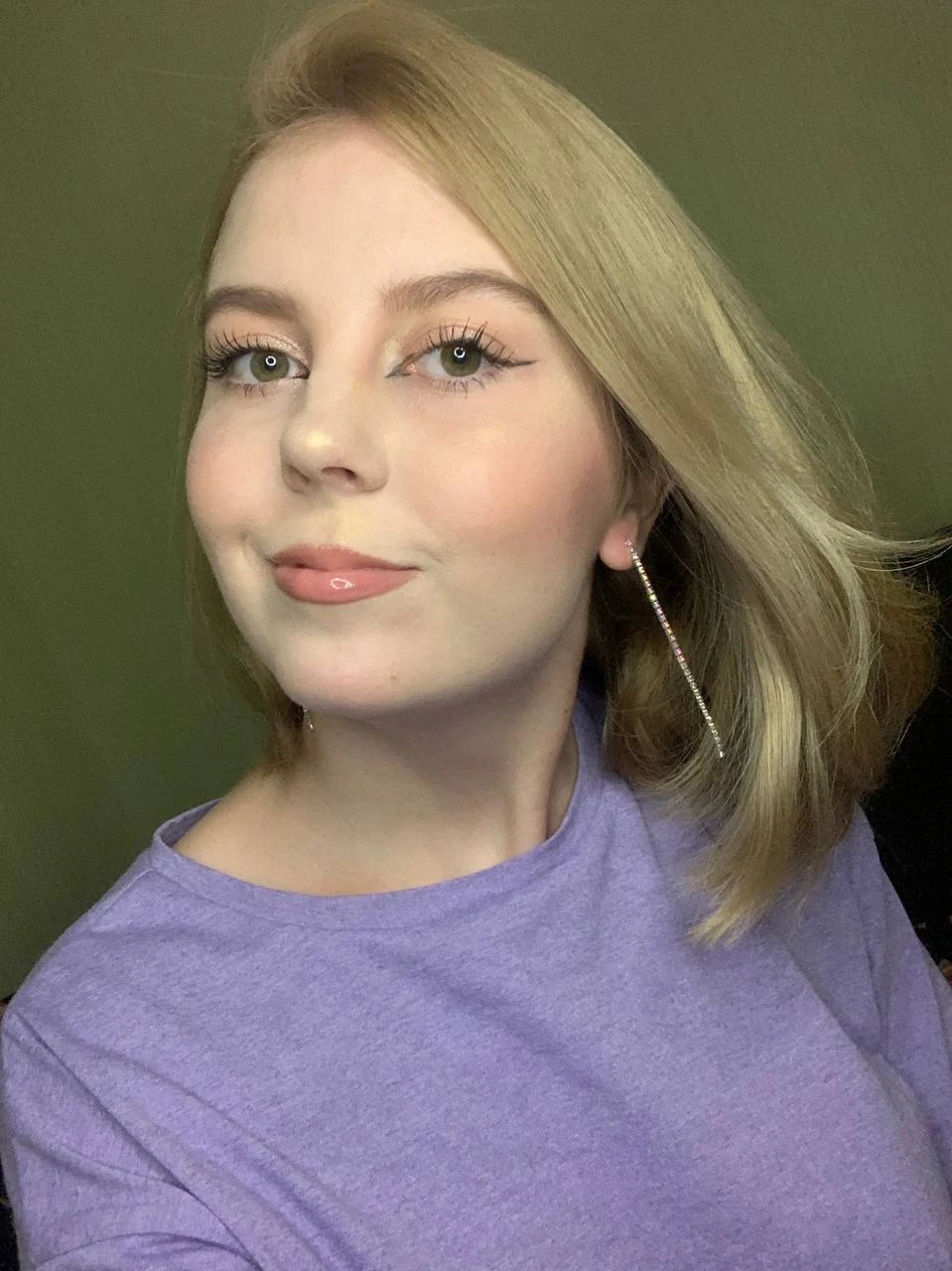 Блондинка дня: kiss this