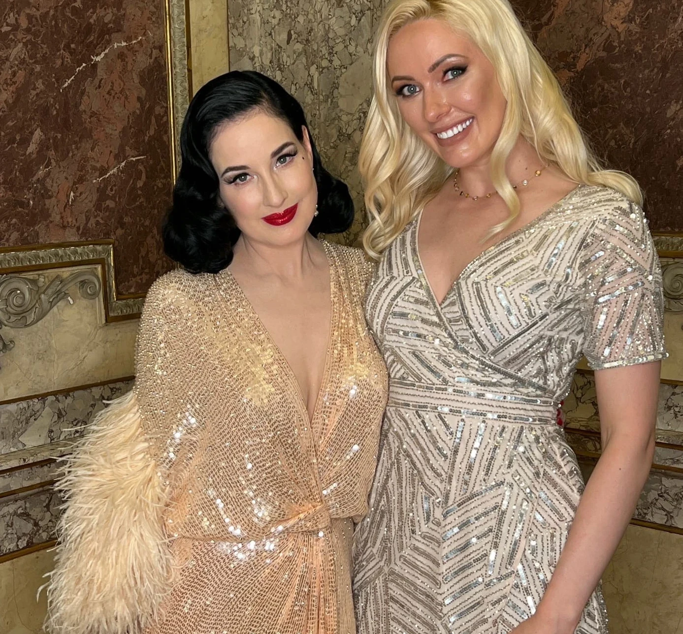 Блондинка дня: ку-ку, епта!