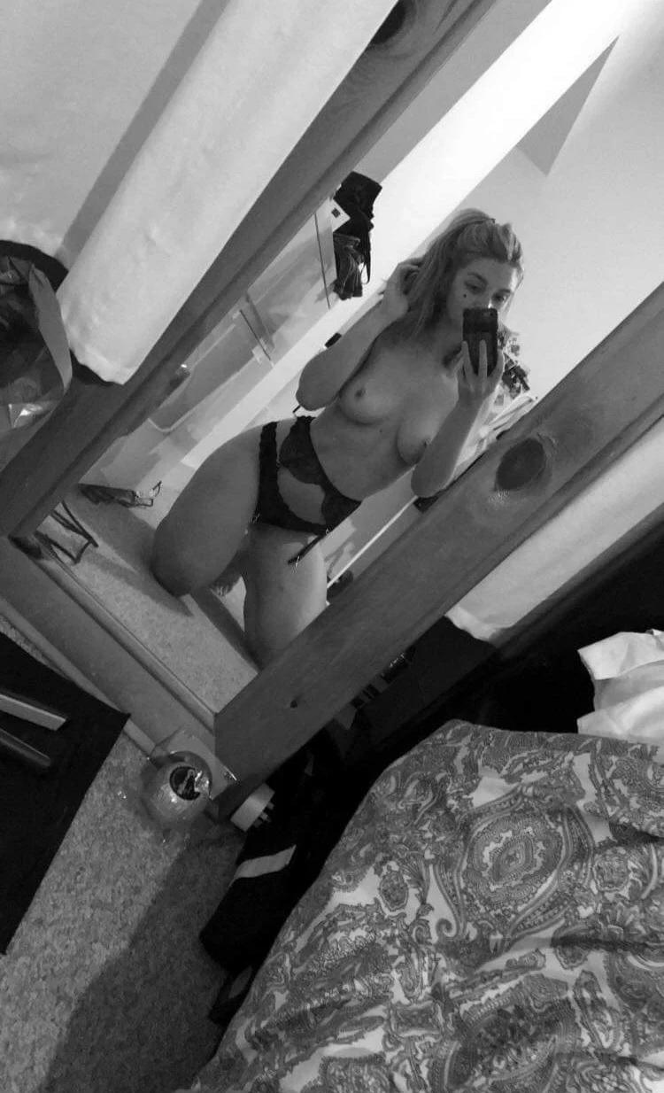 Блондинка дня: блондинка Инка