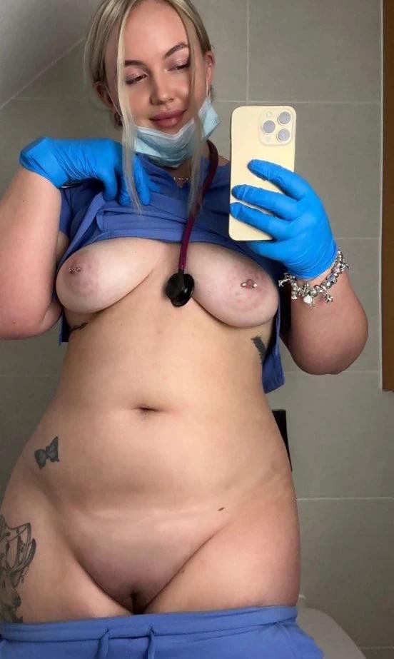 Блондинка дня: неотложка