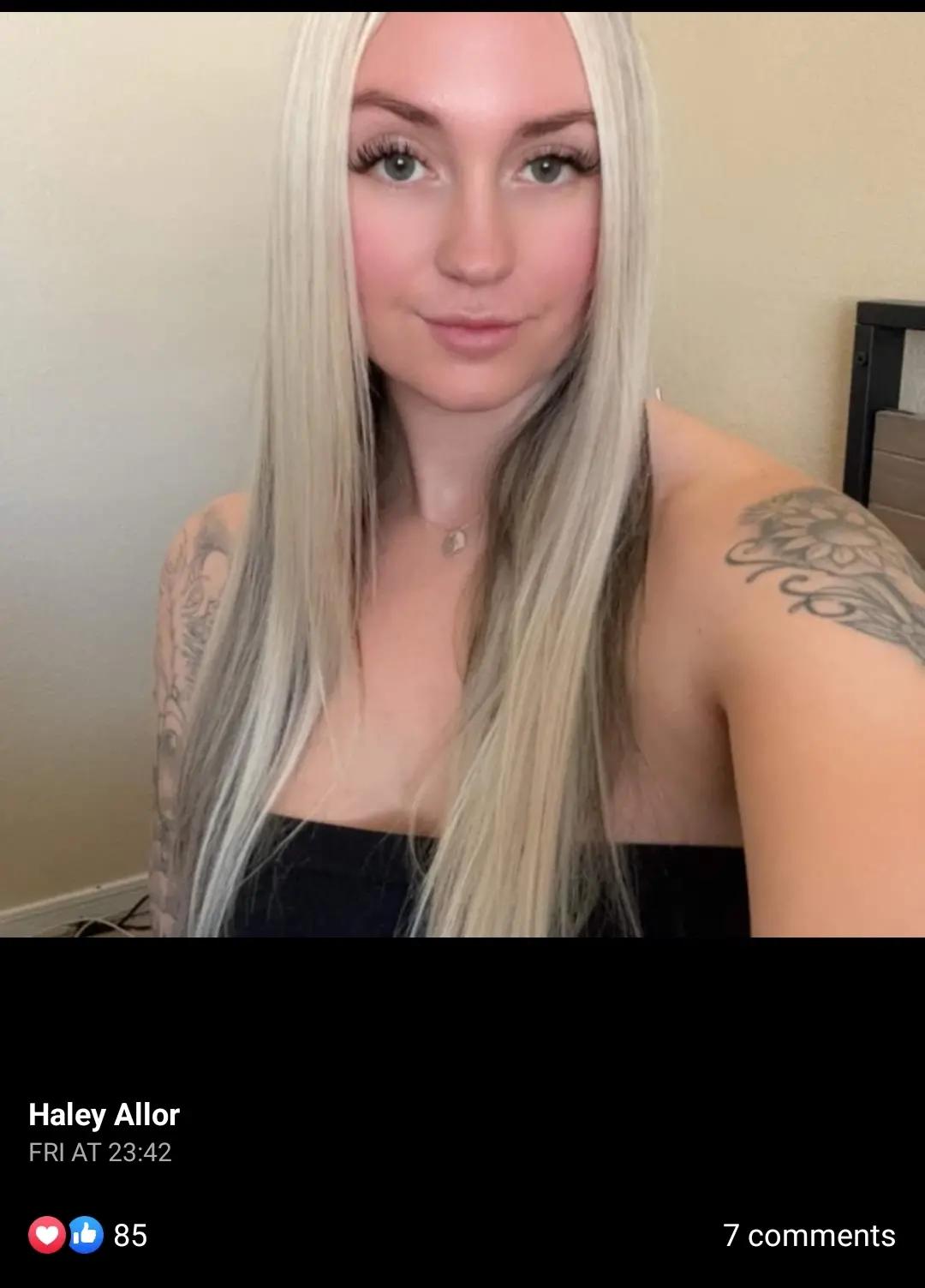 Блондинка дня: секс-машина