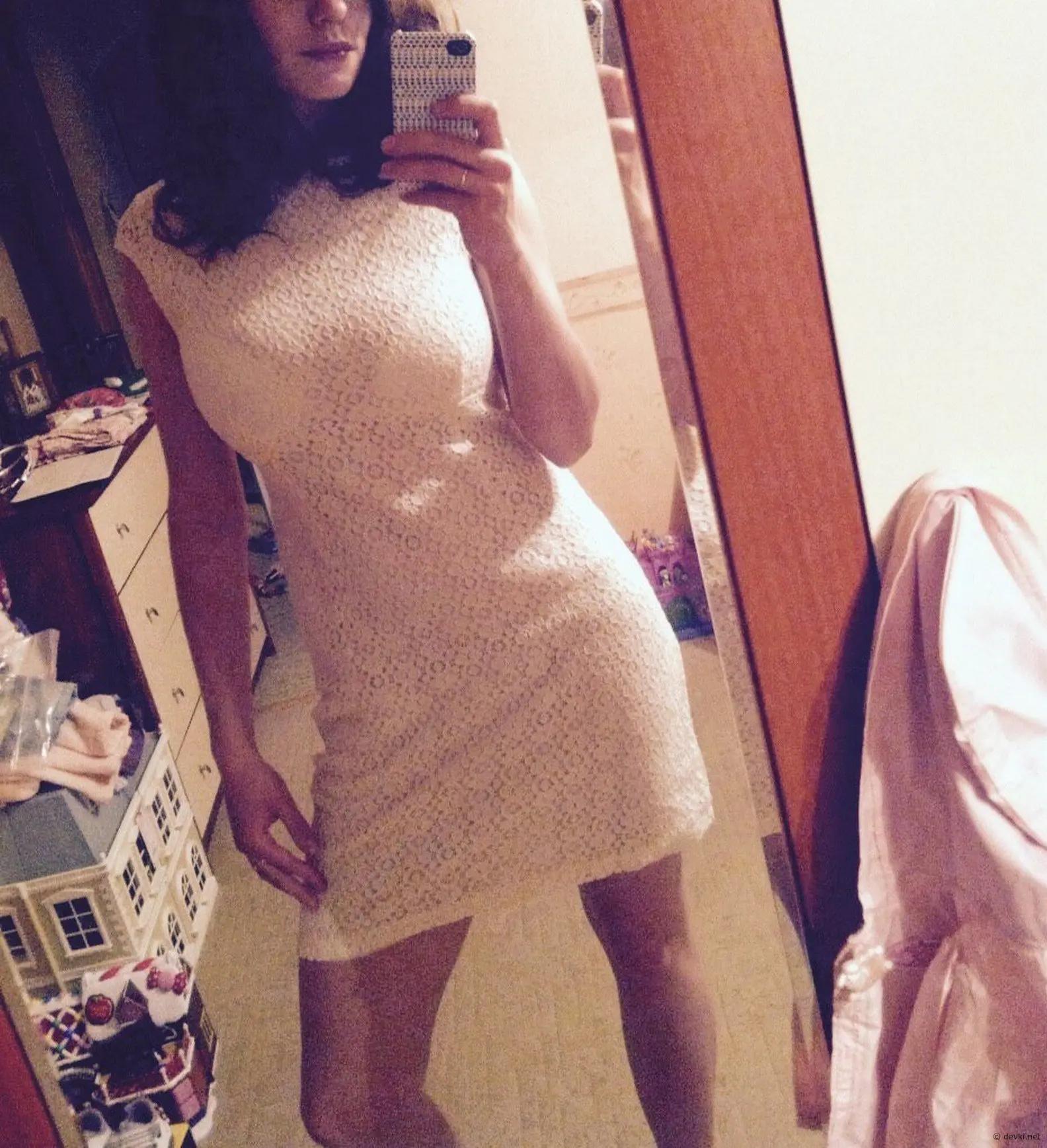 Шатенка дня: работа не волк...