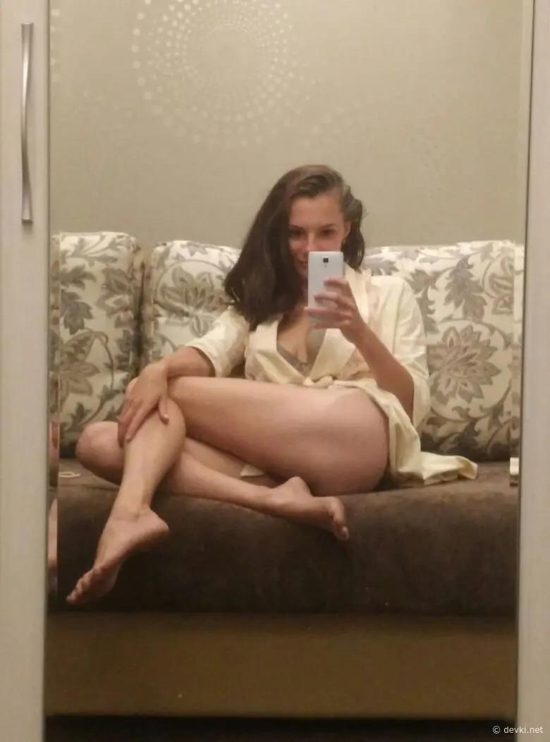 Шатенка дня: королева скорпионов