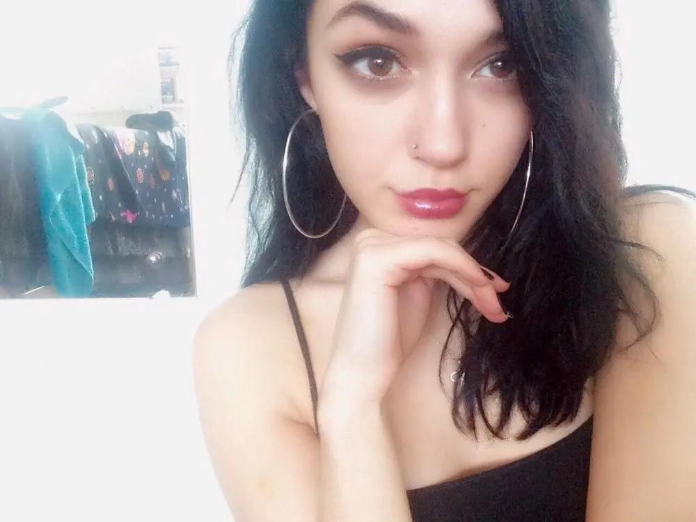 Шатенка дня: время офигительных историй