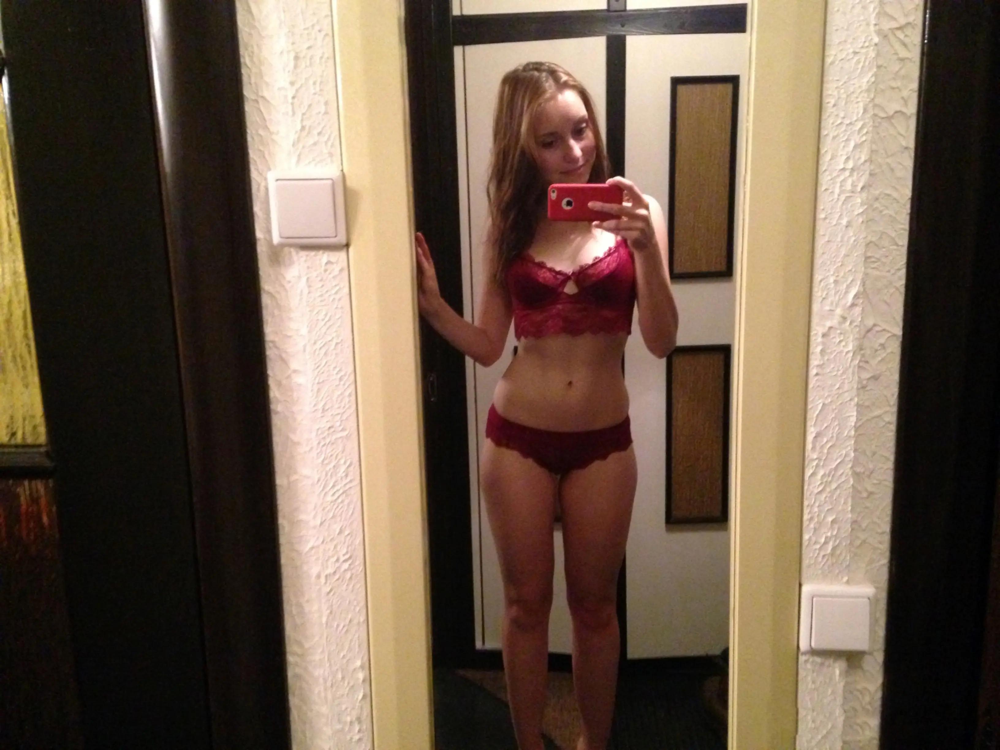 Блондинка дня: кухня желаний