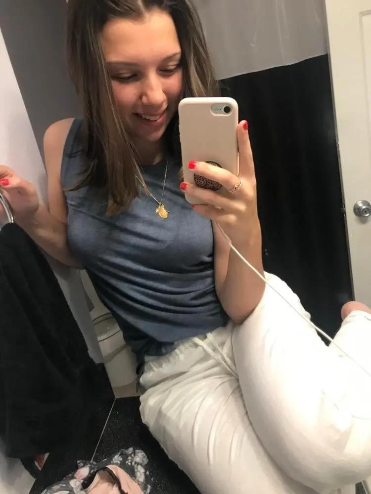 Шатенка дня: position numer two