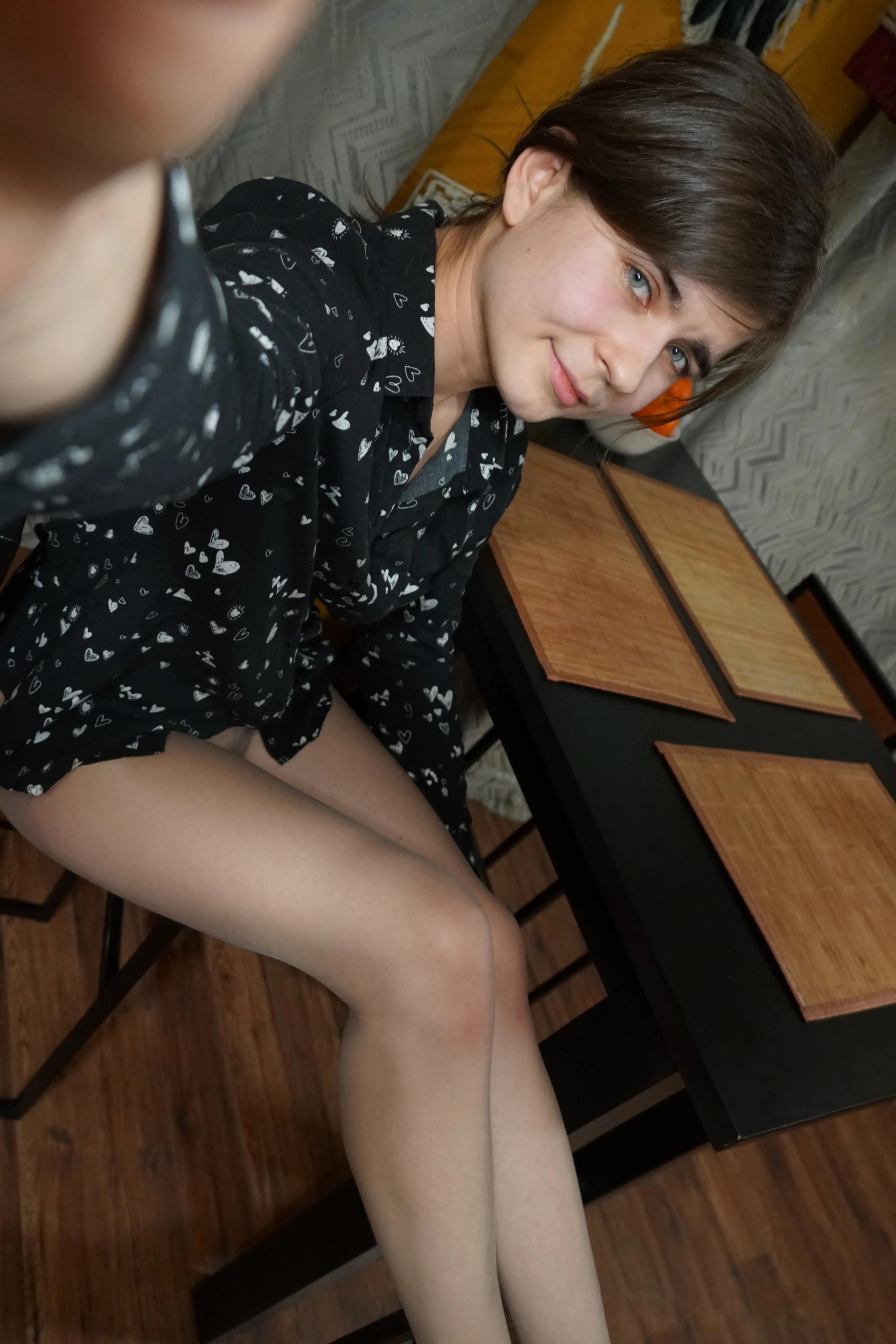 Шатенка дня: я твоя модель